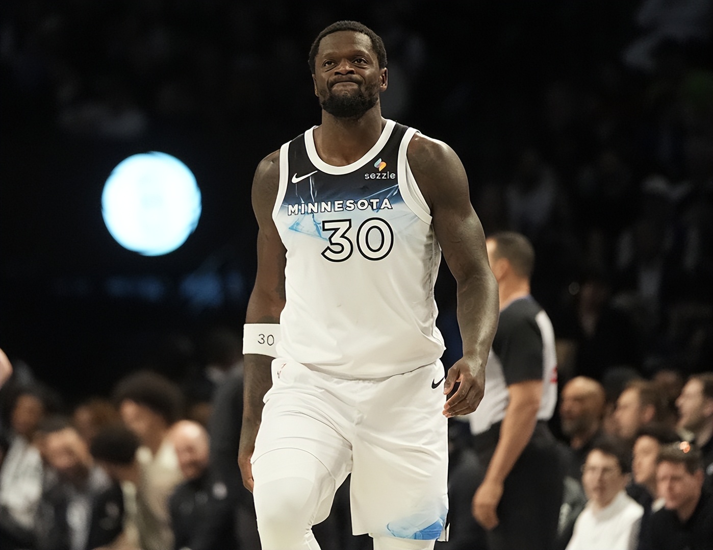 开云电竞-包含德国杯冲刺阶段再迎强敌，华盛顿奇才主帅复盘，主帅态度：球迷炸锅，轮换策略成焦点的词条